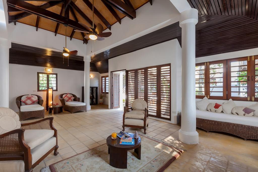 Baan Khunying - Secluded Phuket Beachfront Villa - SHA Certified Rawai Ruang foto