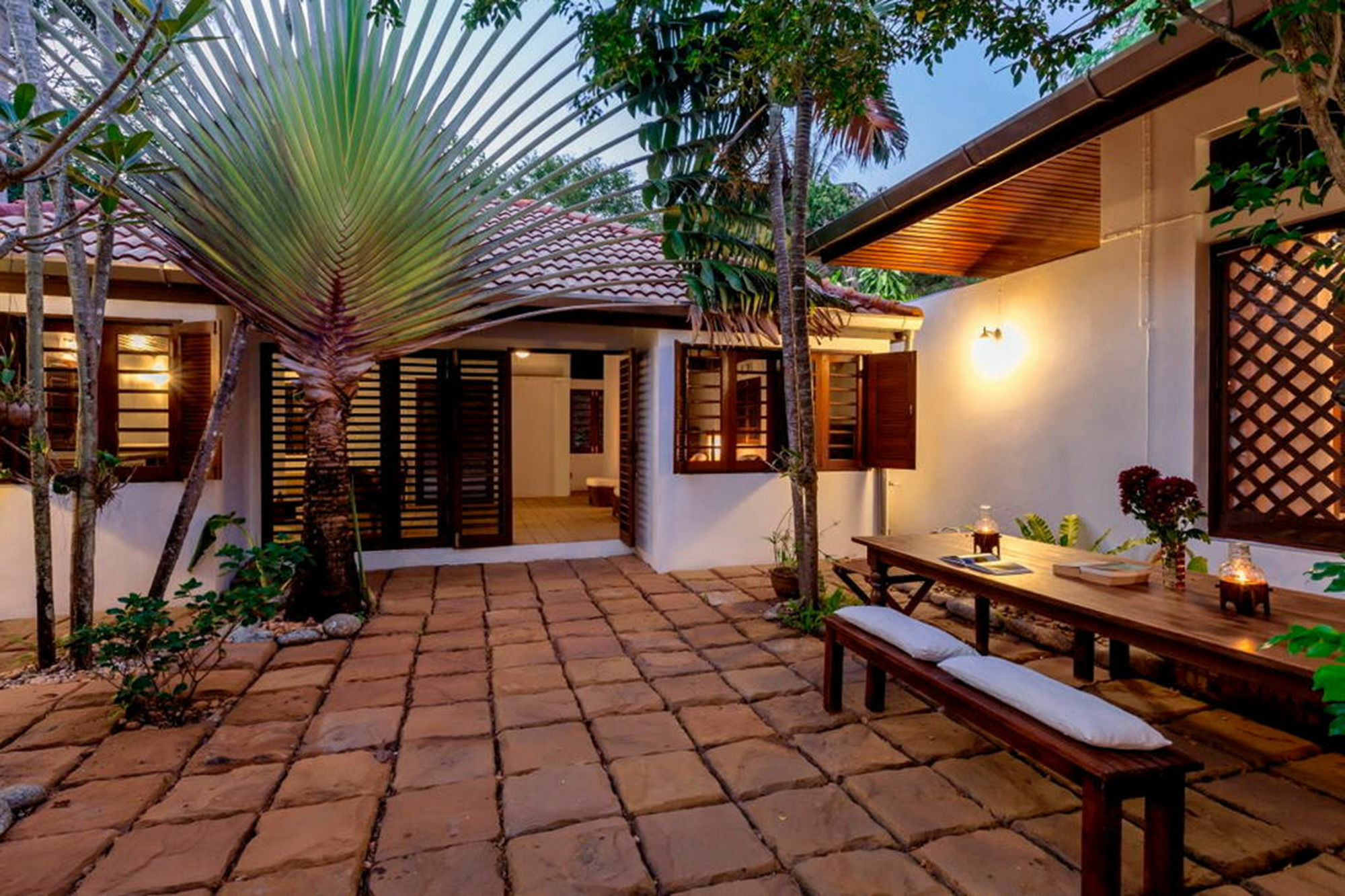 Baan Khunying - Secluded Phuket Beachfront Villa - SHA Certified Rawai Bagian luar foto