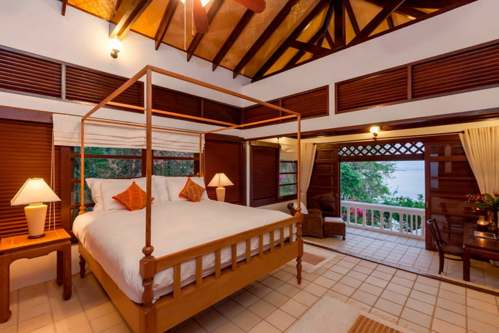 Baan Khunying - Secluded Phuket Beachfront Villa - SHA Certified Rawai Bagian luar foto